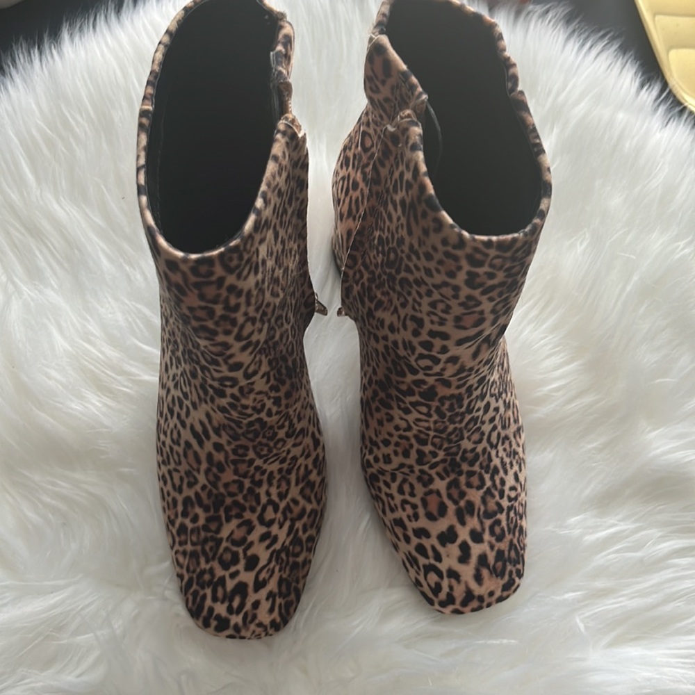 Leopard Booties - Picture 5 of 6